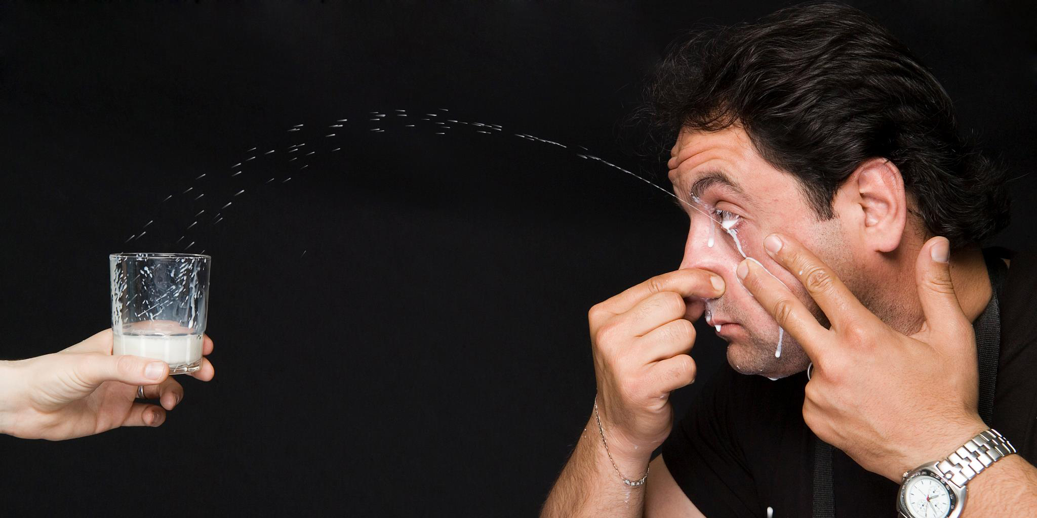 The longest distance to get milk out of the eye socket was 9′ 2".
